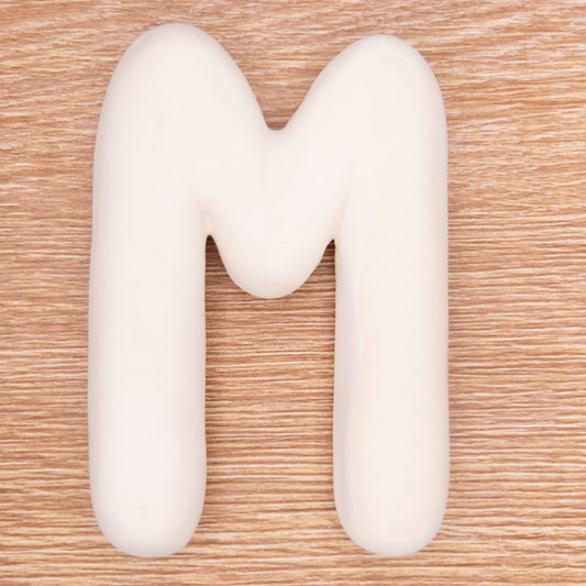 LETRA "M"