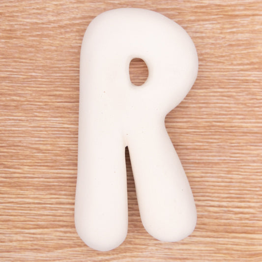 LETRA "R"